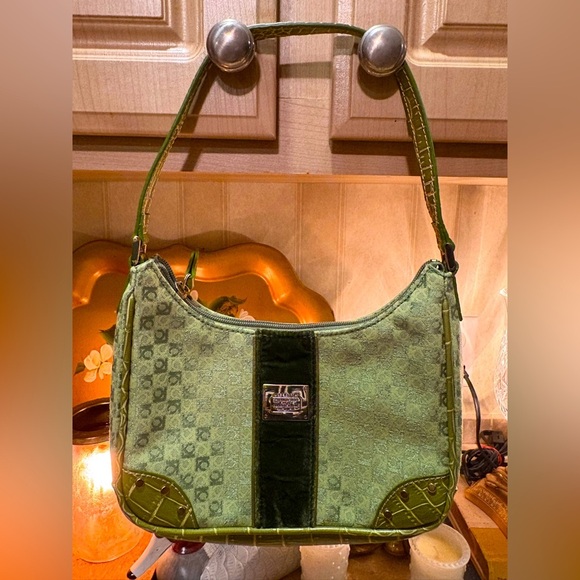 ✨Y2K LIME GREEN MONOGRAM CROC PURSE LIZ CLAIBORNE BAGUETTE BAG✨ - Picture 1 of 11